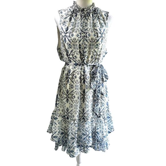 WHBM Blue Floral Dress Size Medium Sleeveless Tiered Resort Romance Style - Picture 2 of 10